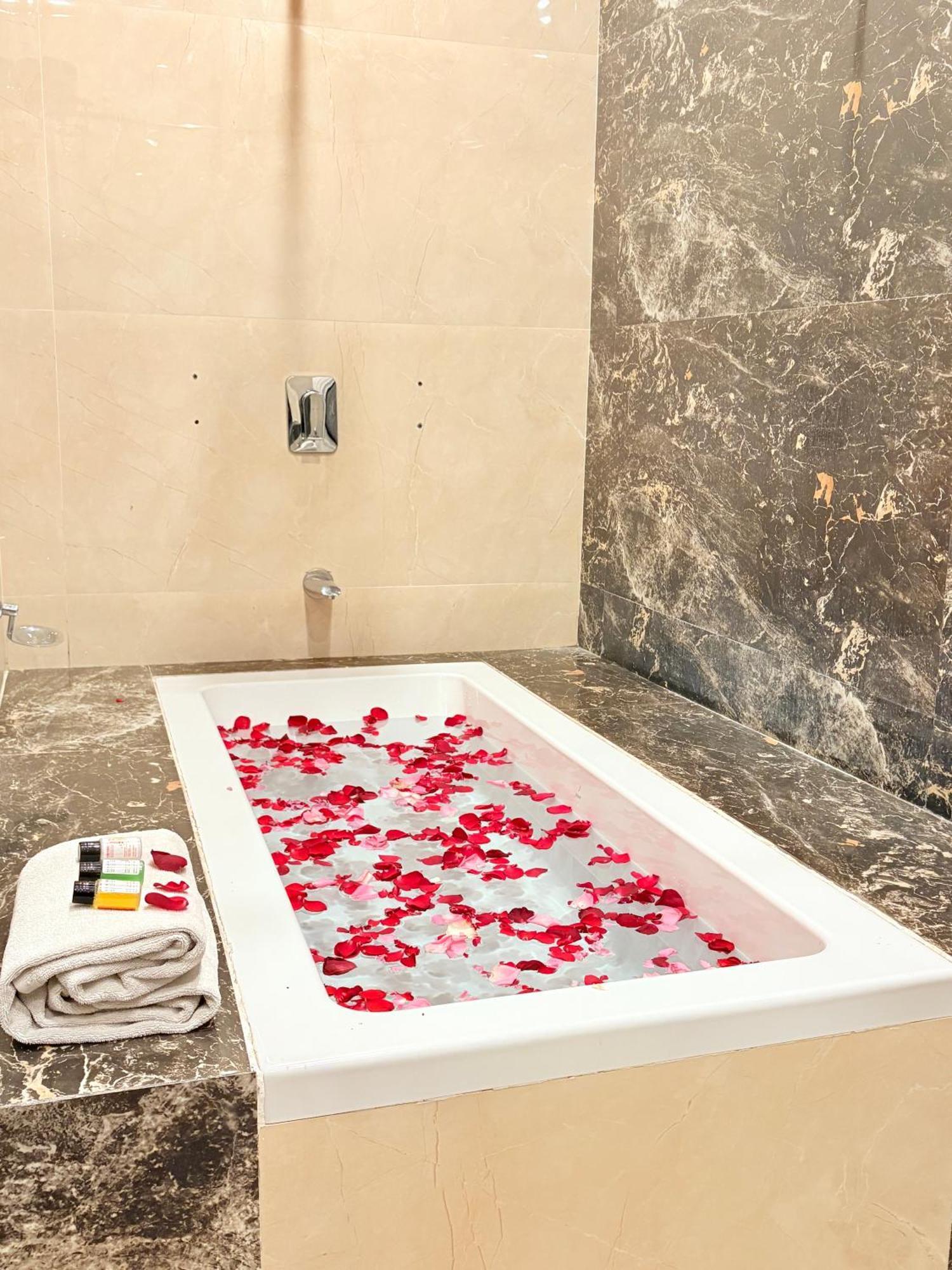 Parampara Hotels And Resorts Udaipur Exterior photo